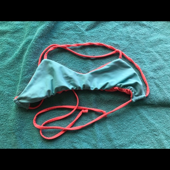 Soriya swim reversible bikini top - Picture 2 of 2
